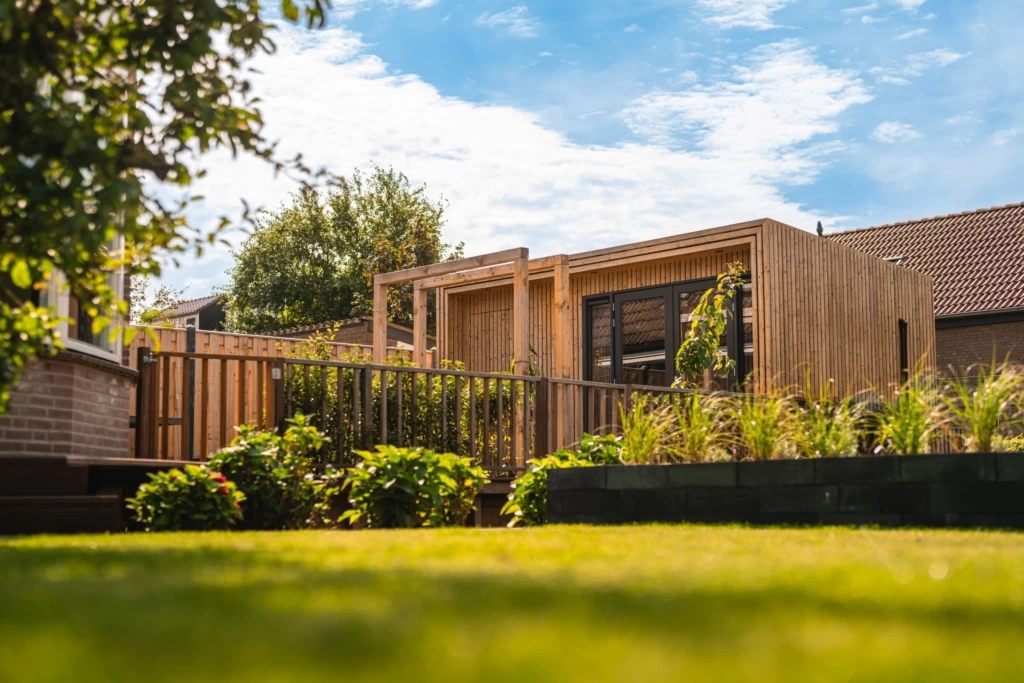 Hoe een tiny house prefab wonen eenvoudiger maakt