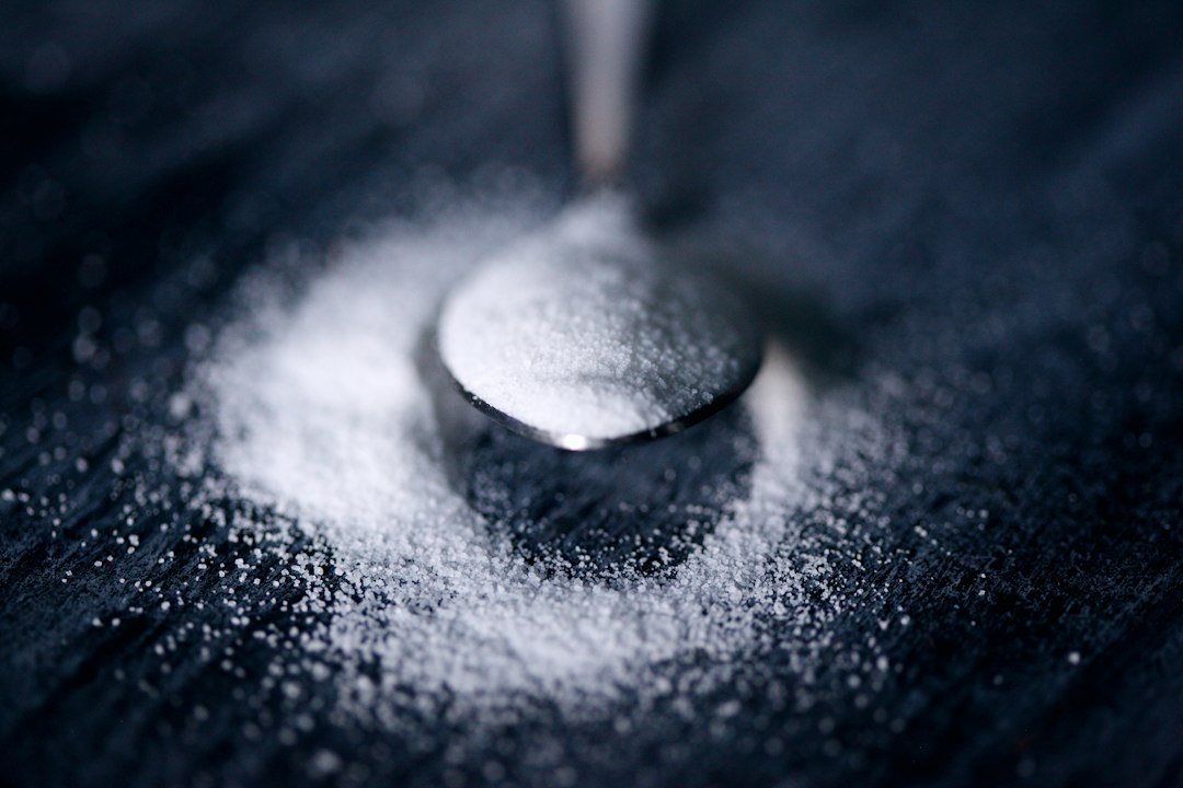 Airfryer schoonmaken met baking soda: zo doe je het stap voor stap