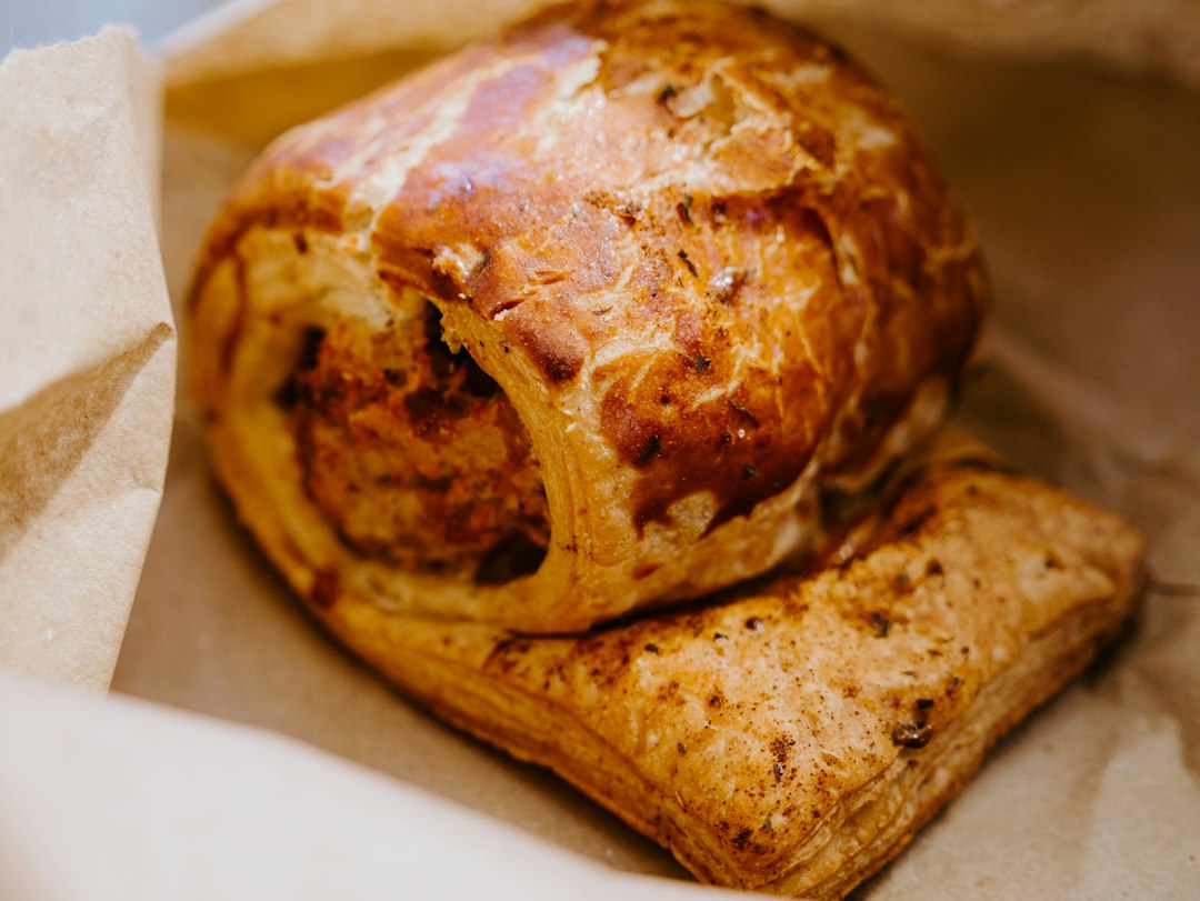 Worstenbroodjes opwarmen in de airfryer: zo doe je het goed