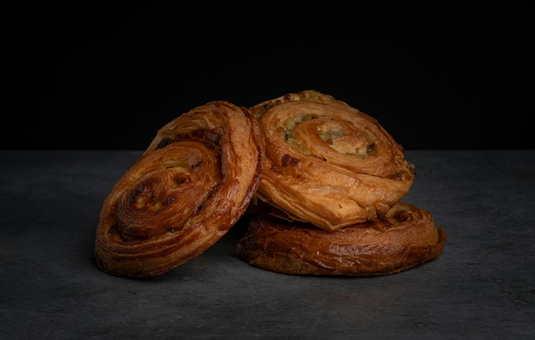 Frikandelbroodje opwarmen in de airfryer: zo doe je het goed