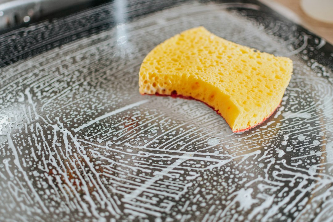 Magnetron oven schoonmaken: zo doe je het stap voor stap